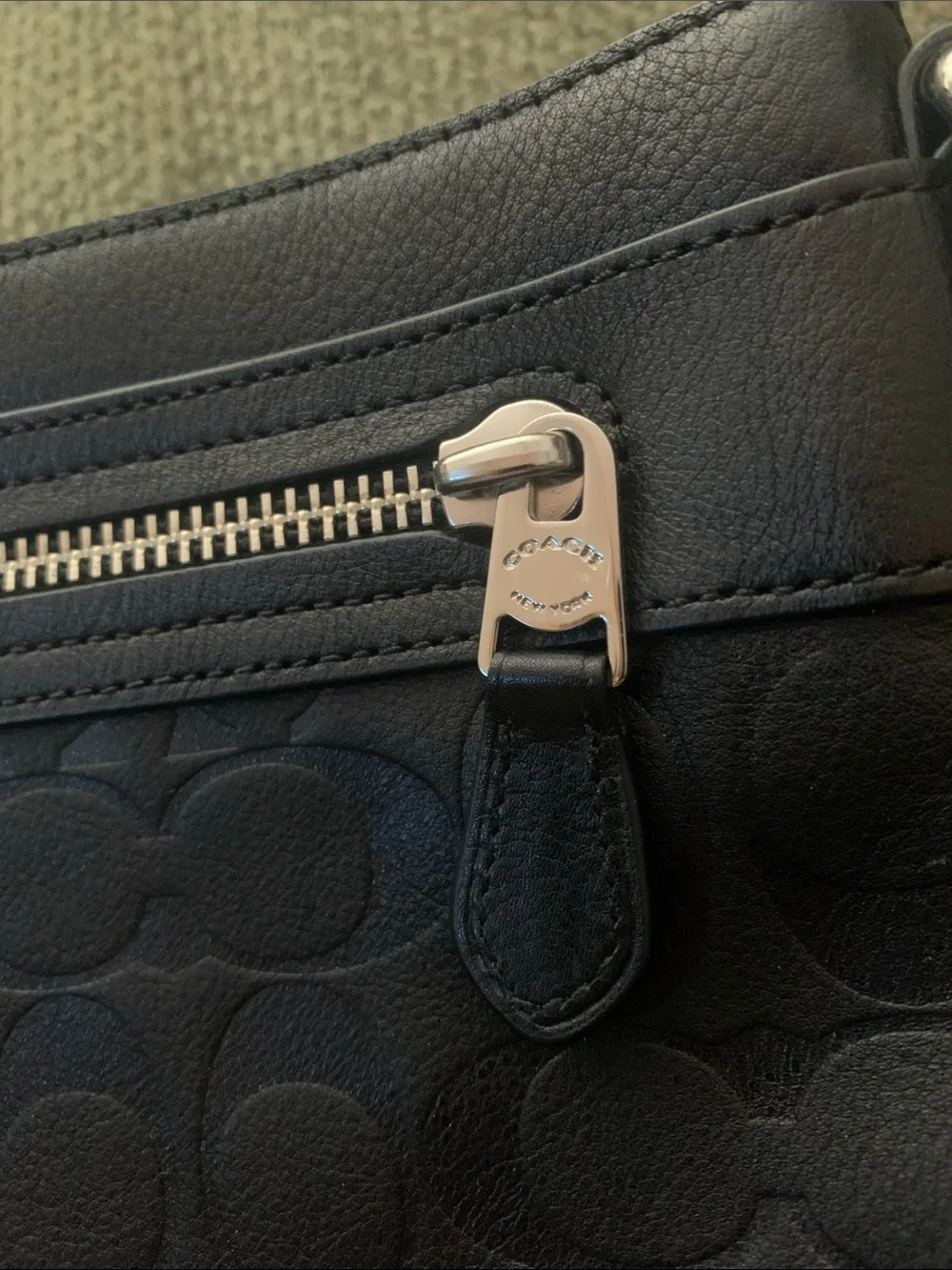 Coach Charles Small Messenger Bag